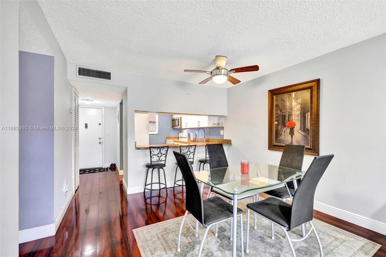 COUNTRYSIDE CONDO - Residential