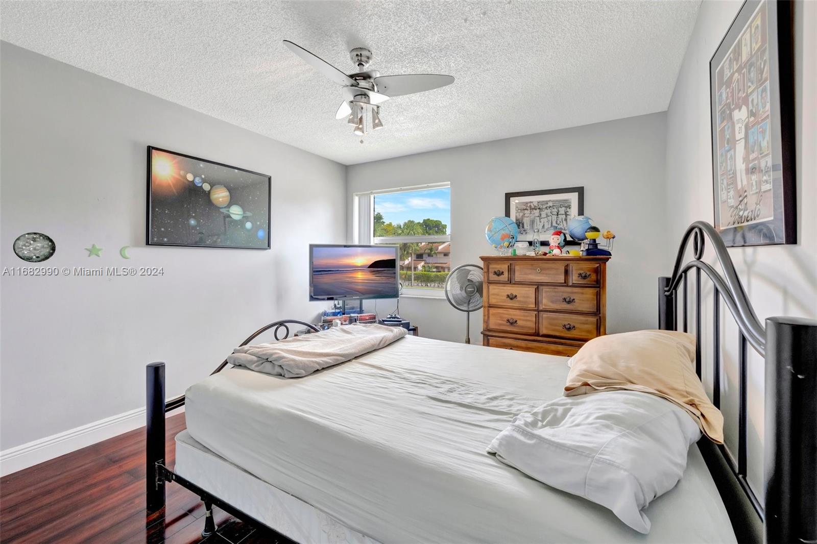 COUNTRYSIDE CONDO - Residential