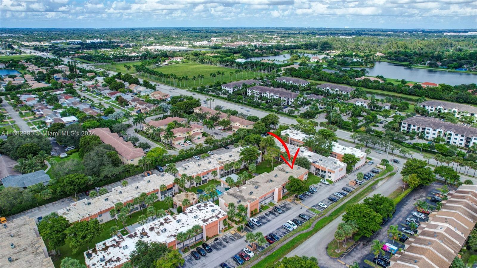 COUNTRYSIDE CONDO - Residential