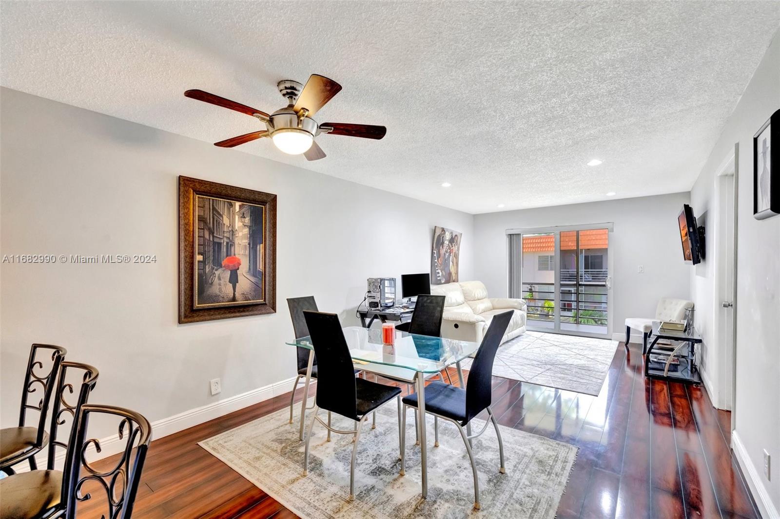 COUNTRYSIDE CONDO - Residential