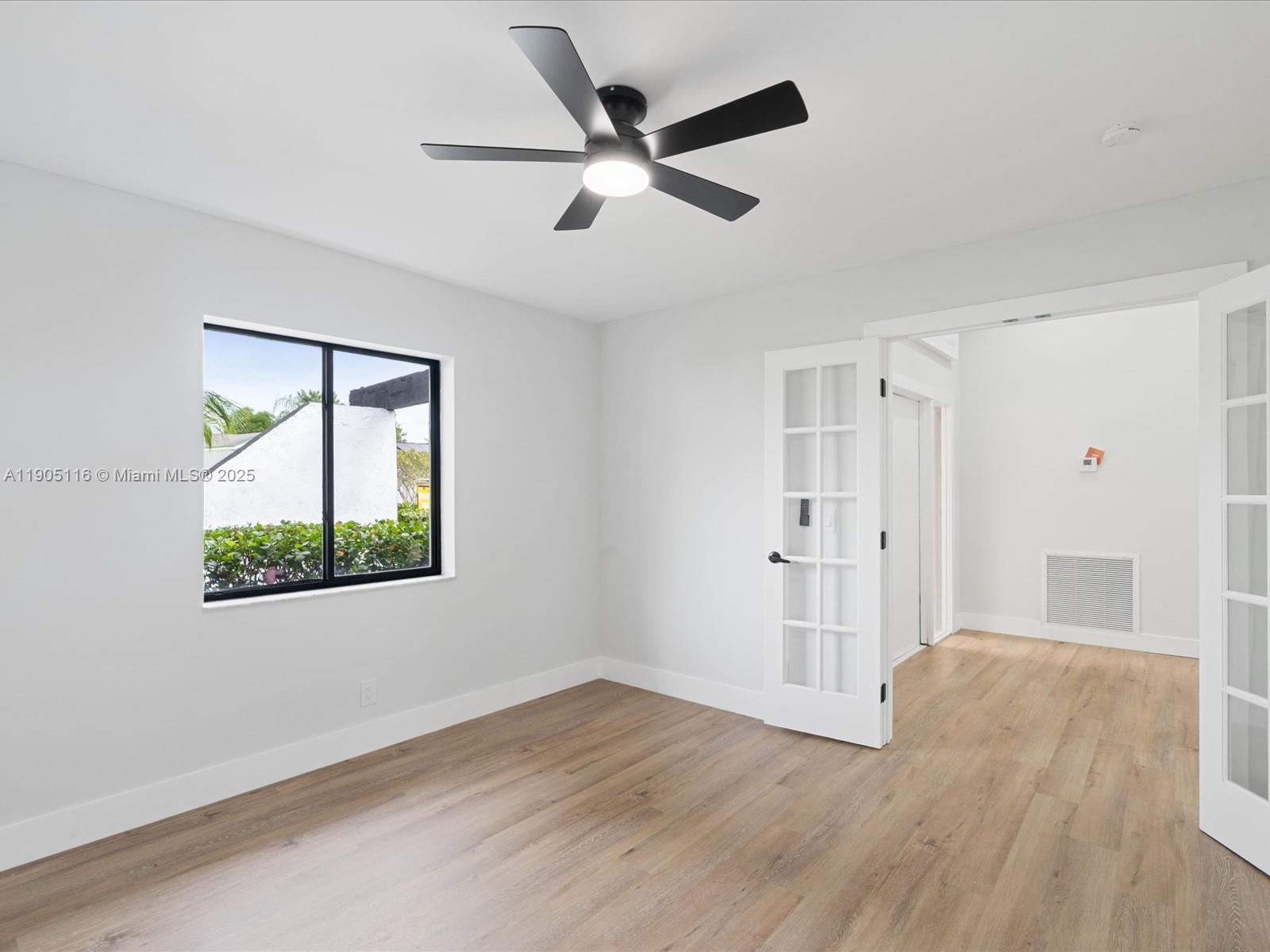 BOULEVARD EAST - Residential