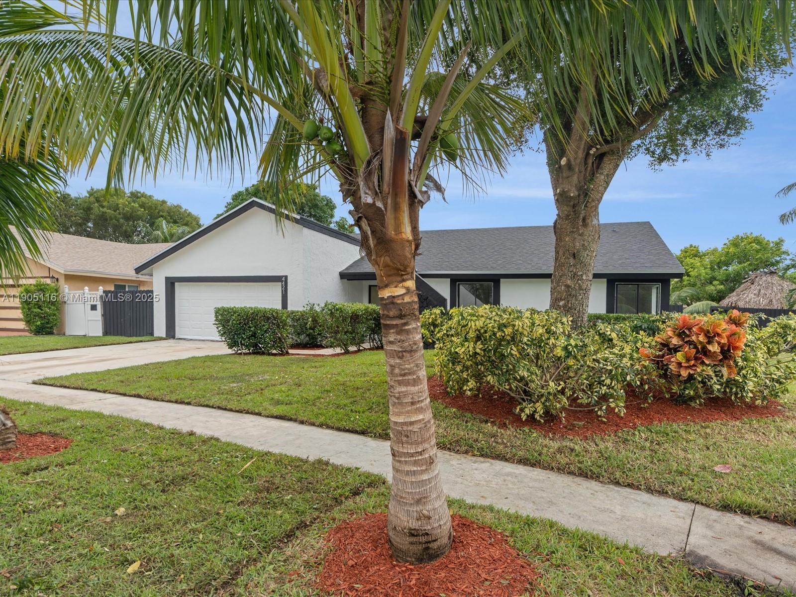 BOULEVARD EAST - Residential