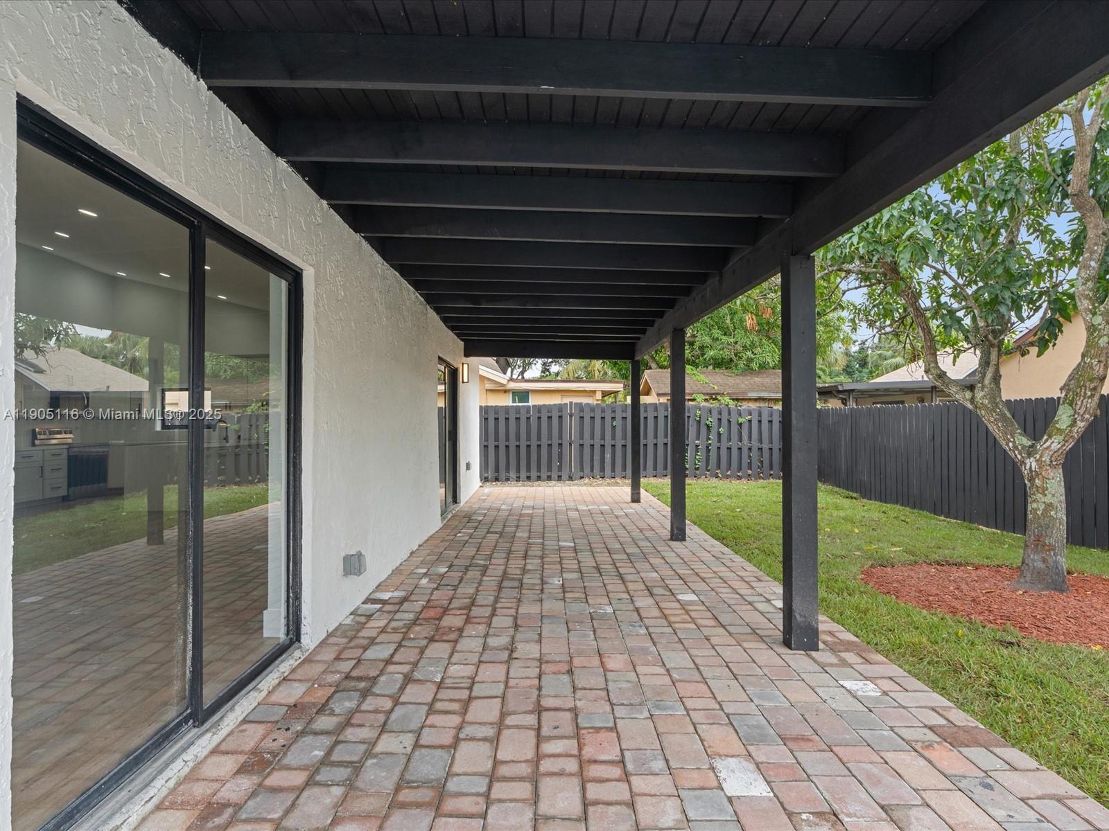 BOULEVARD EAST - Residential