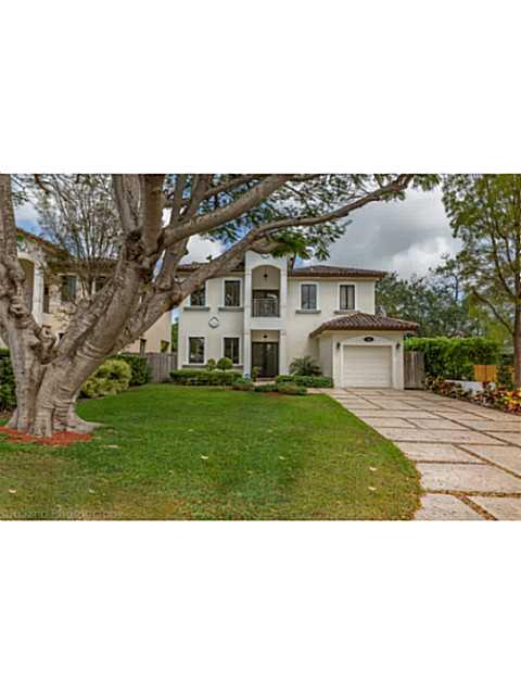 A Gem to discover around Sunset Drive, built in 2008 3Bed/3Bath plus Den that can be easily converted into a 4th Bedroom, Marble floors throughout and wood floors in bedrooms. Custom made closets. Marble bathrooms, large Kitchen with custom cabinetry and granite counter tops. Soaring ceilings, Spectacular natural light. Nice yard could accommodate a pool, truly a treasure.