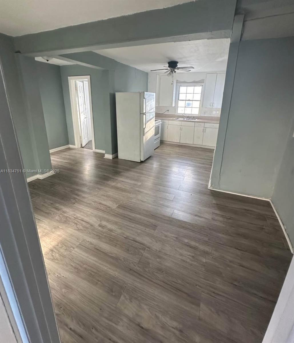 1928 Mckinley St 4B