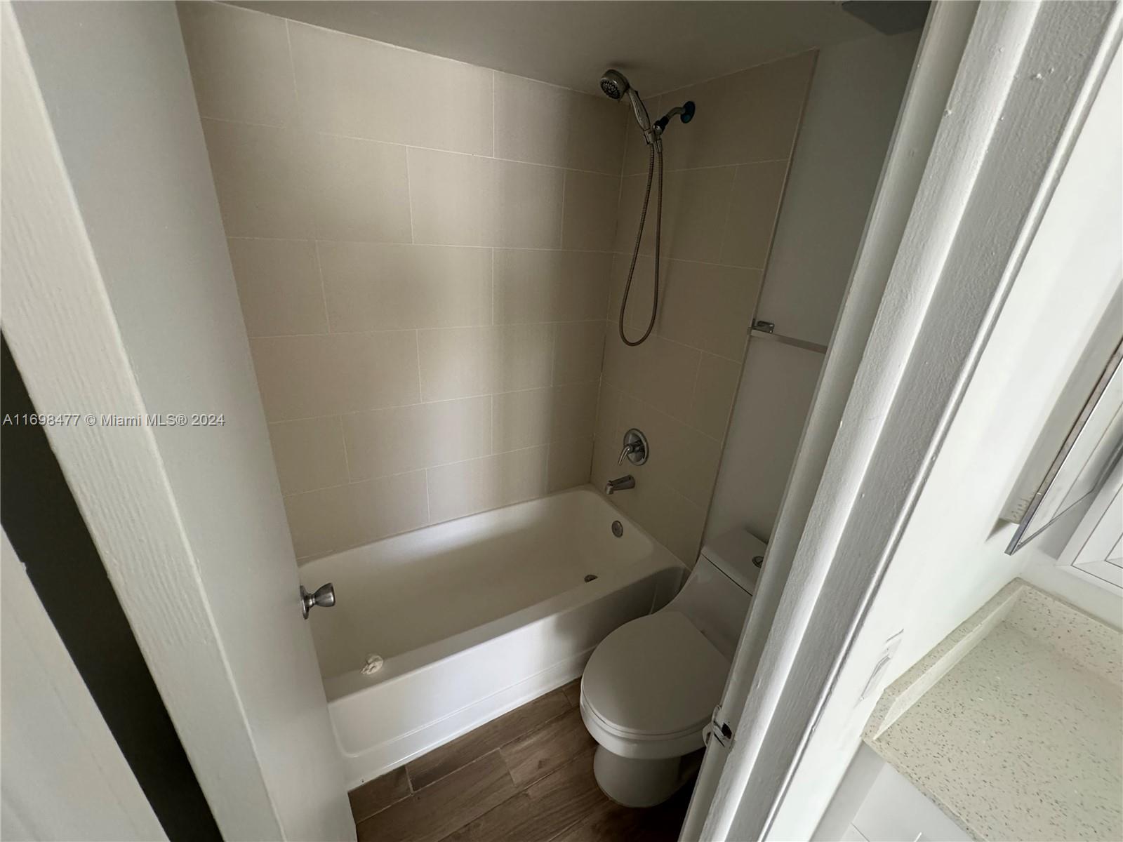 VILLA BELLINI CONDO - Residential