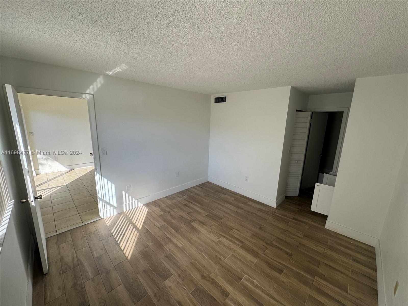 VILLA BELLINI CONDO - Residential