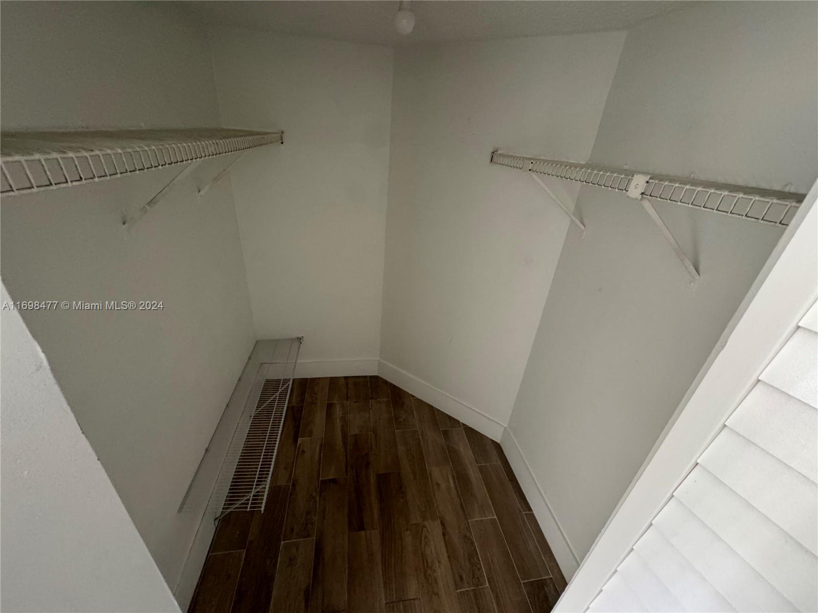VILLA BELLINI CONDO - Residential