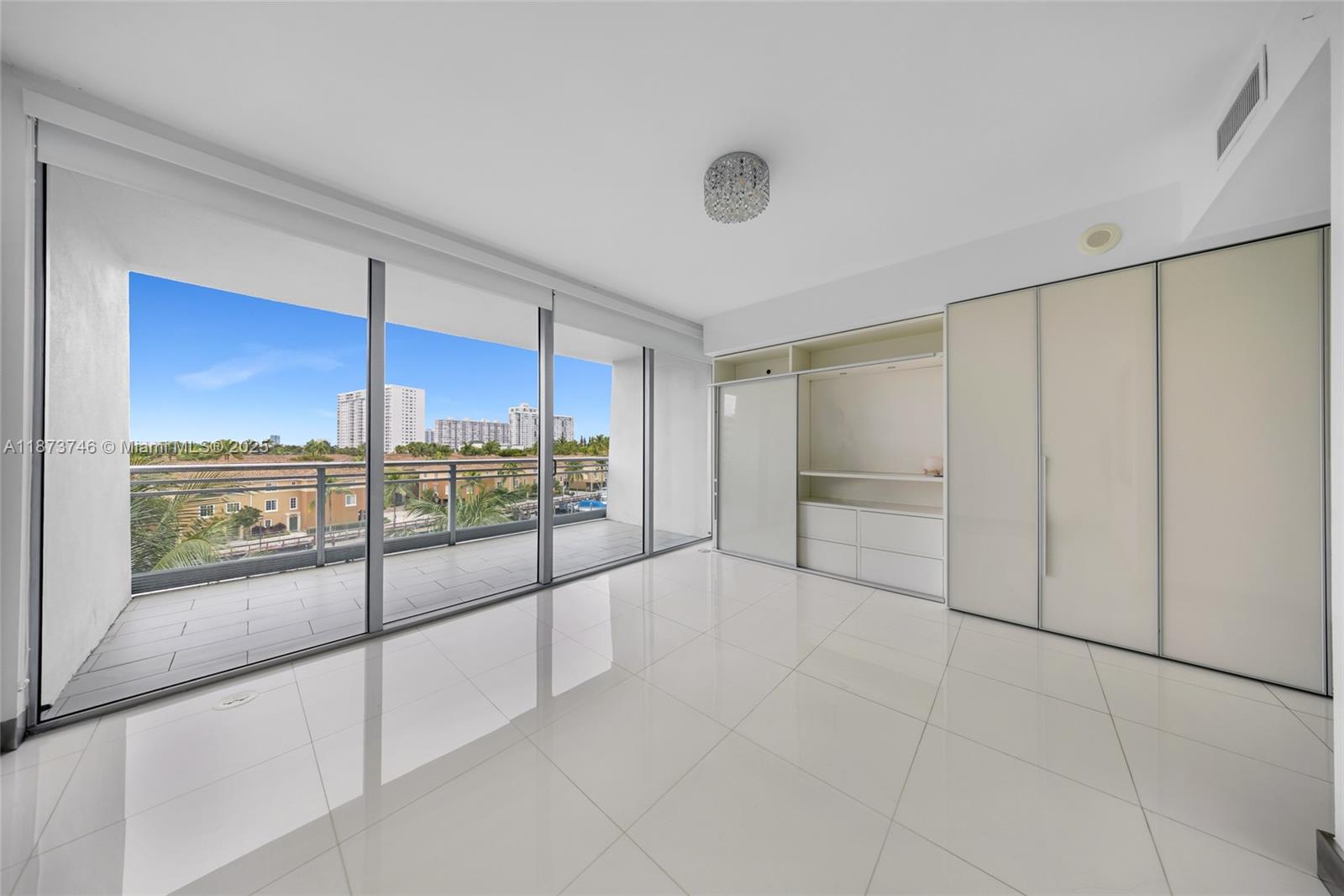 ARTECH RESIDENCES AT AVEN - Residential