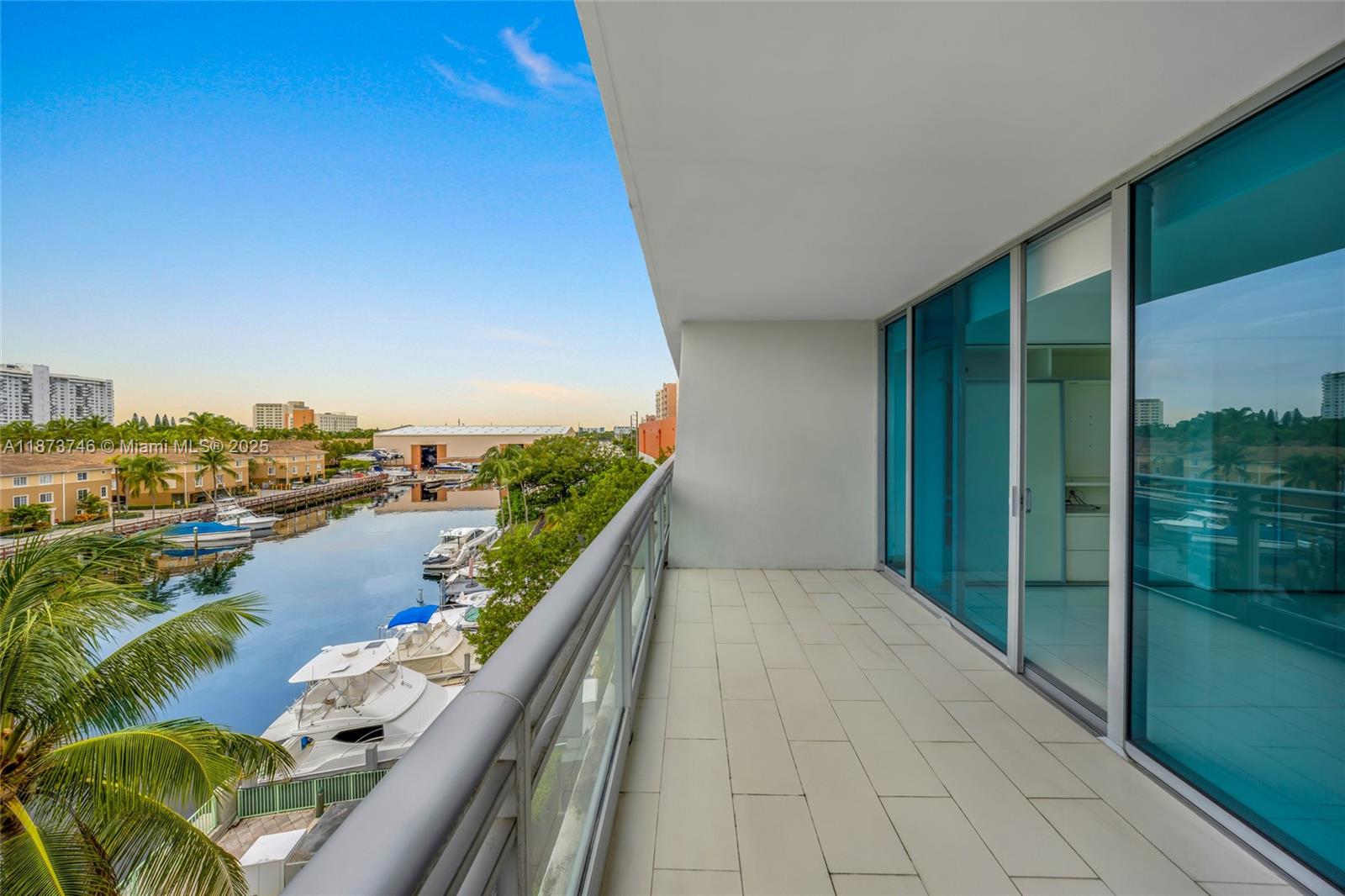 ARTECH RESIDENCES AT AVEN - Residential