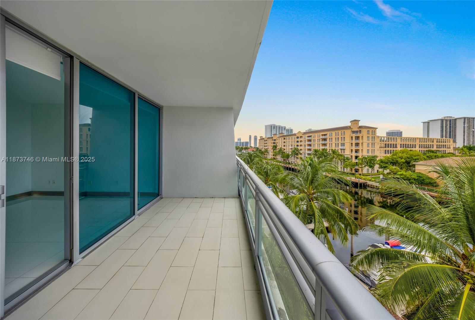 ARTECH RESIDENCES AT AVEN - Residential