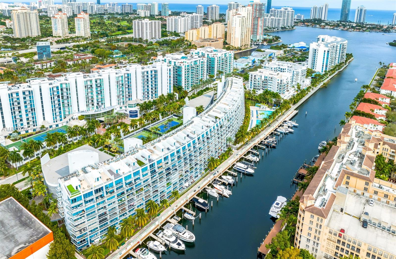 ARTECH RESIDENCES AT AVEN - Residential