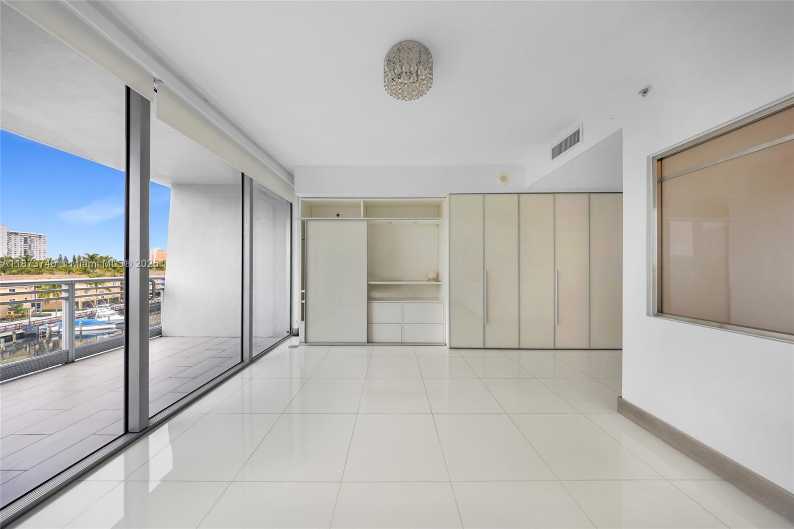 ARTECH RESIDENCES AT AVEN - Residential