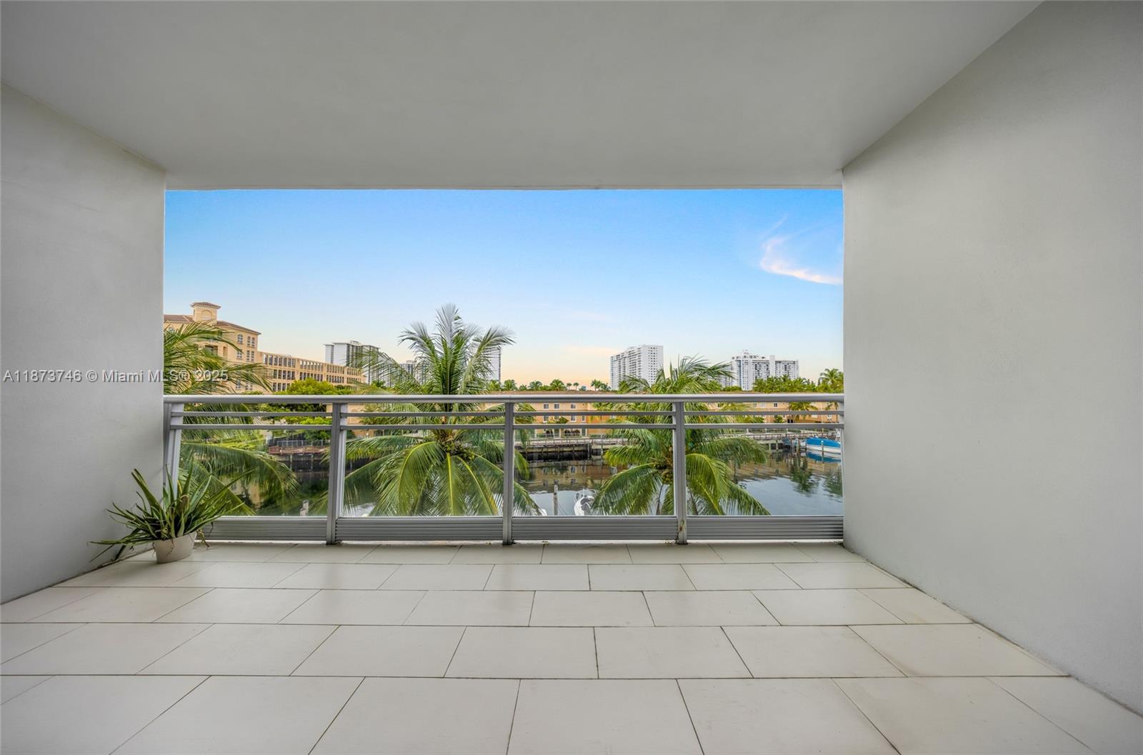 ARTECH RESIDENCES AT AVEN - Residential