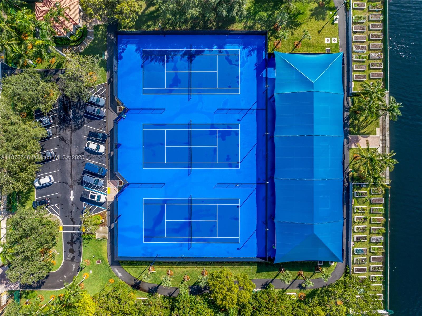 ARTECH RESIDENCES AT AVEN - Residential