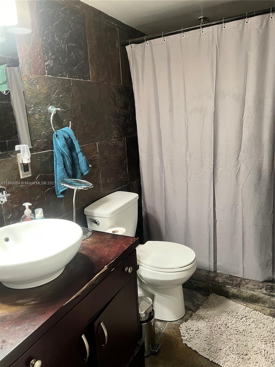 CHELSEA BAYVIEW CONDO - Residential Lease