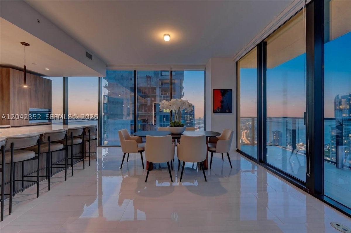 View photos, virtual tours, details... 20 NE 11th St 6003
