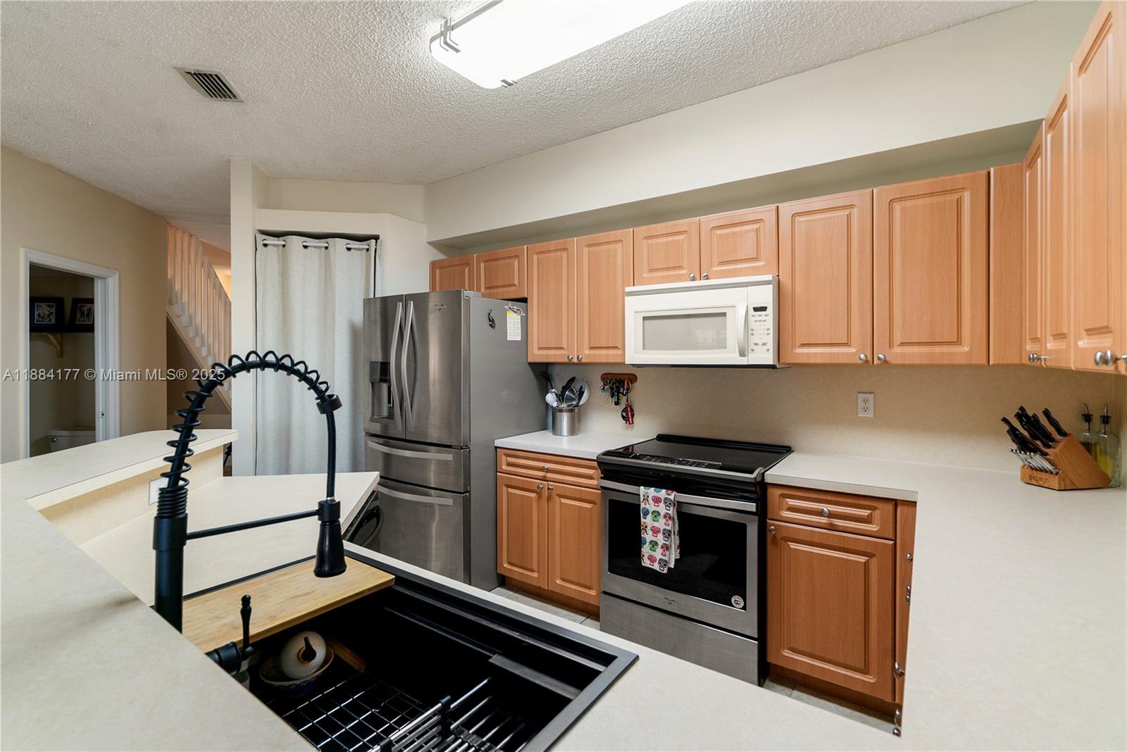 TOWNGATE CONDO THREE - Residential