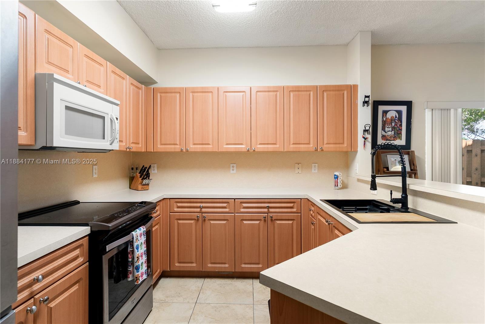 TOWNGATE CONDO THREE - Residential