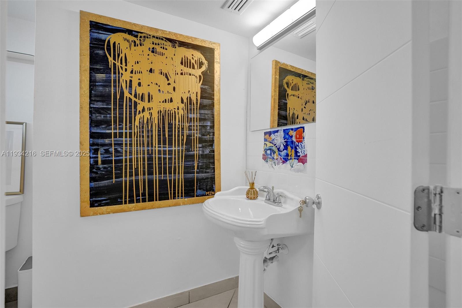 JADE WINDS GROUP - - Residential