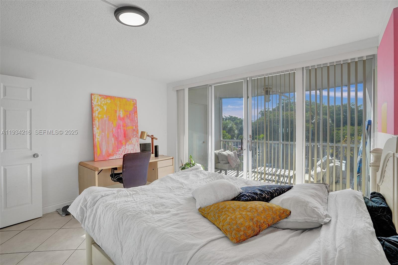 JADE WINDS GROUP - - Residential