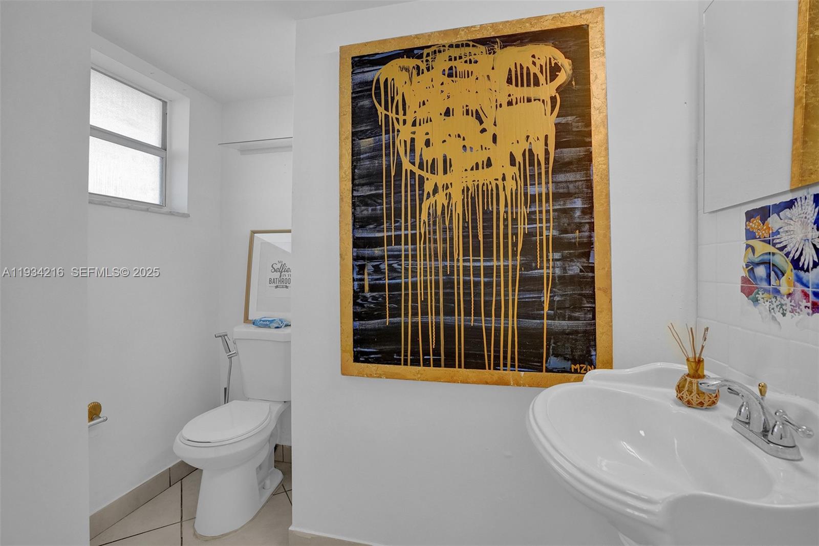 JADE WINDS GROUP - - Residential