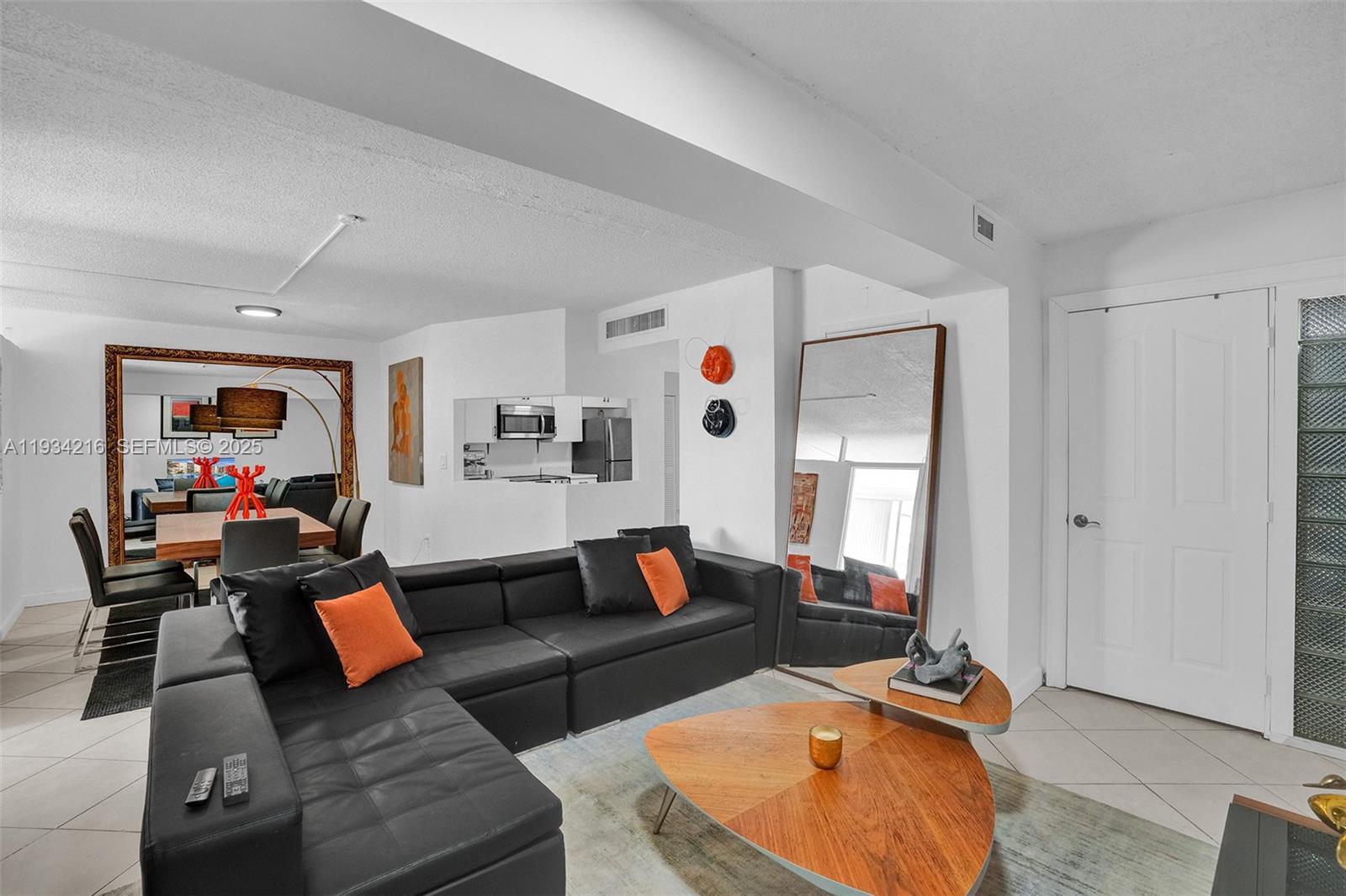 JADE WINDS GROUP - - Residential