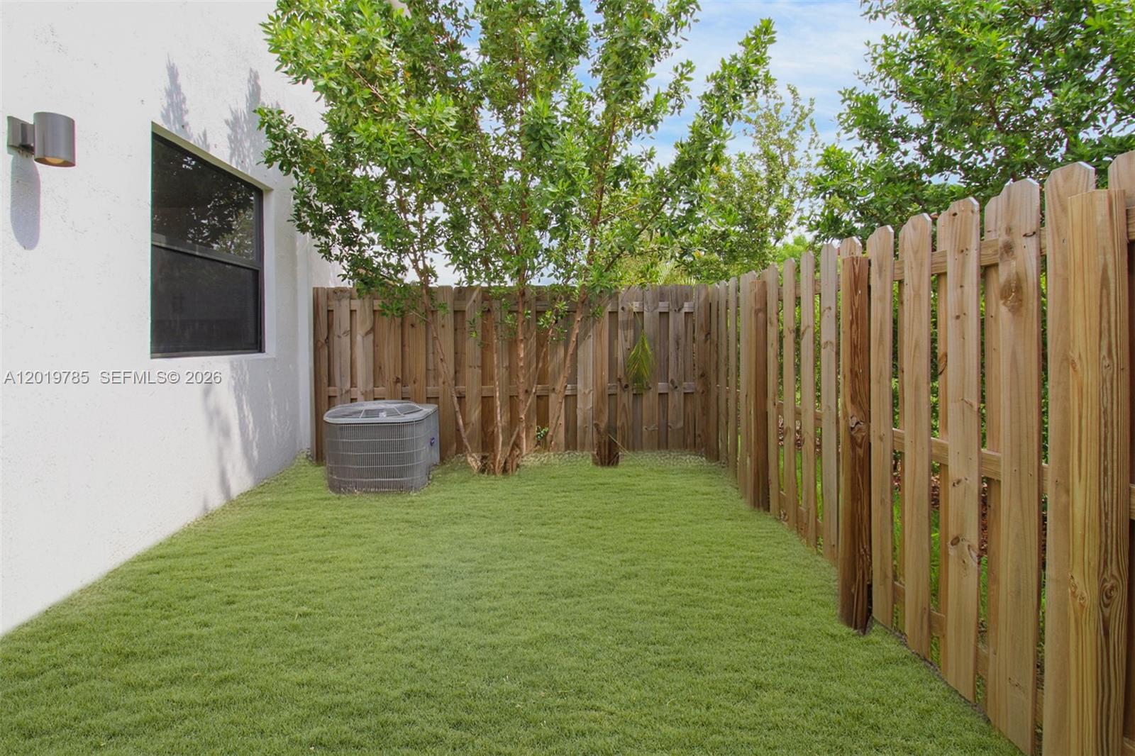 VIA VENTURA NEIGHBORHOOD - Residential