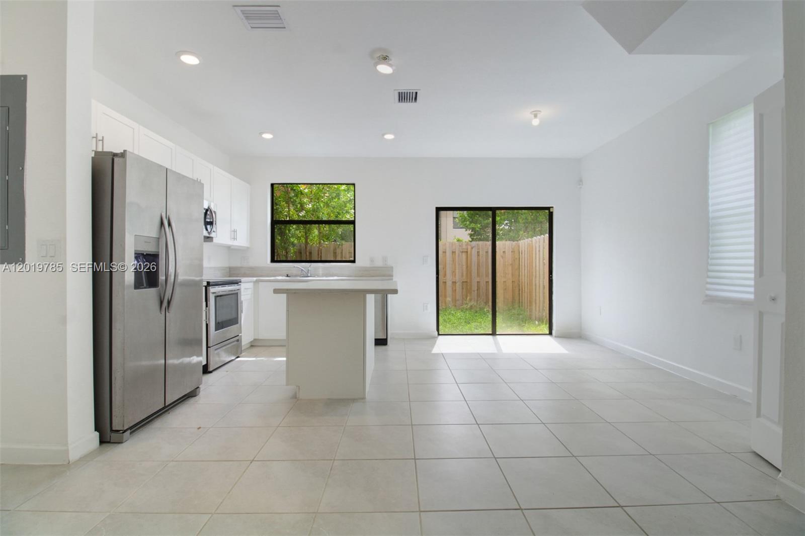 VIA VENTURA NEIGHBORHOOD - Residential