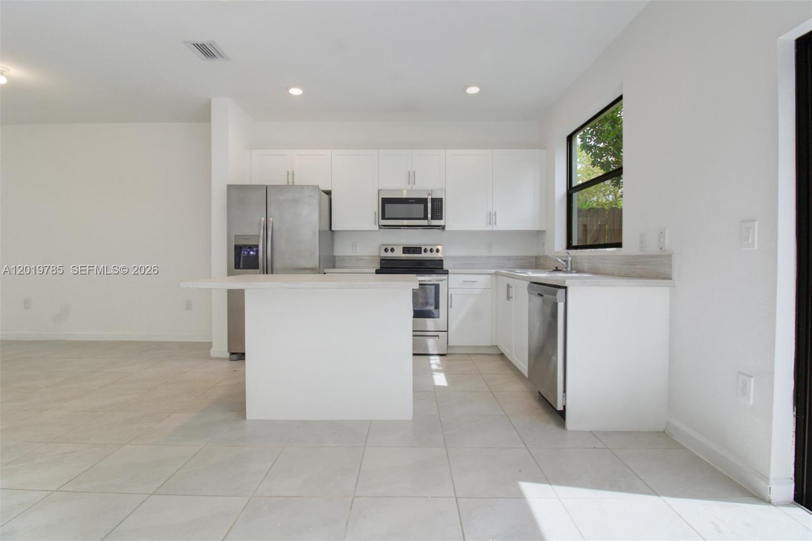 VIA VENTURA NEIGHBORHOOD - Residential