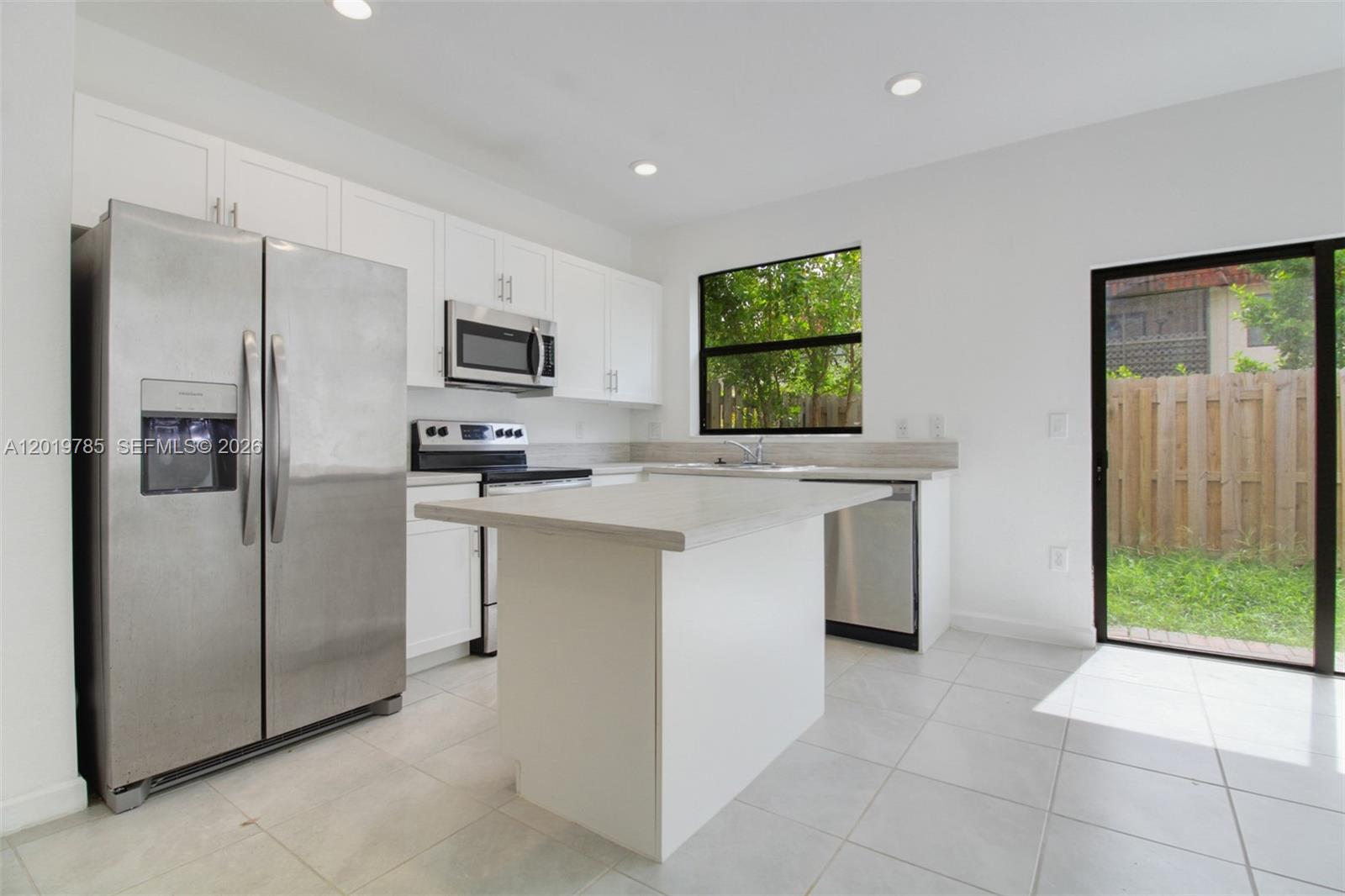 VIA VENTURA NEIGHBORHOOD - Residential