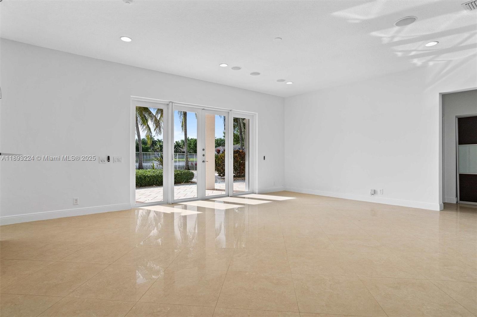 SECTOR 2-PARCELS 11 27 28 - Residential Lease
