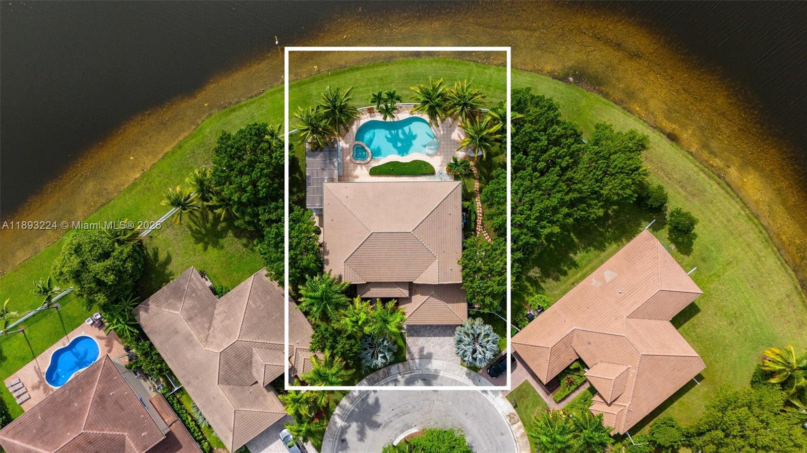 SECTOR 2-PARCELS 11 27 28 - Residential Lease