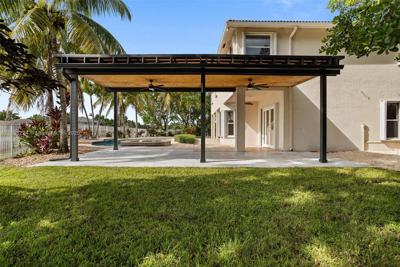 SECTOR 2-PARCELS 11 27 28 - Residential Lease
