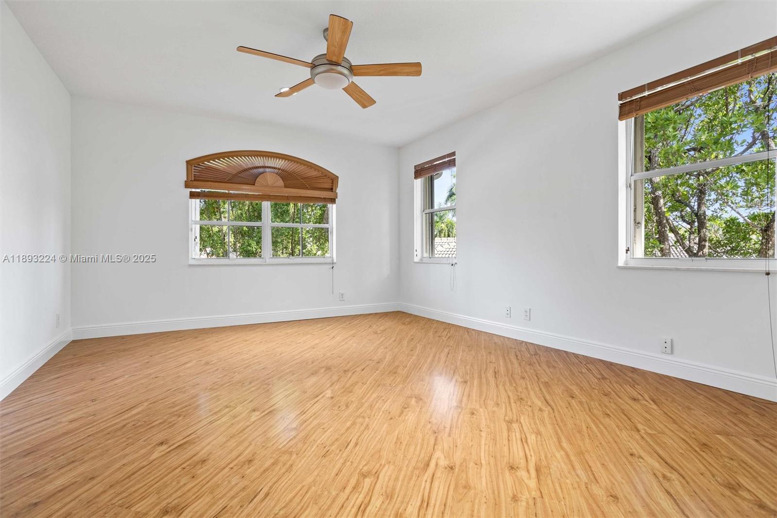 SECTOR 2-PARCELS 11 27 28 - Residential Lease