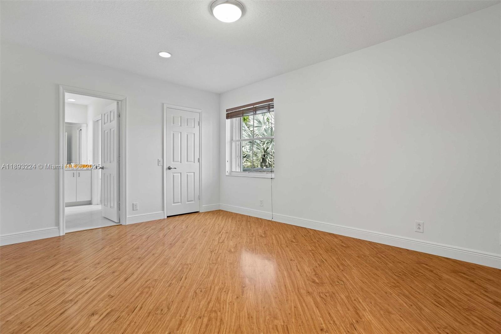 SECTOR 2-PARCELS 11 27 28 - Residential Lease