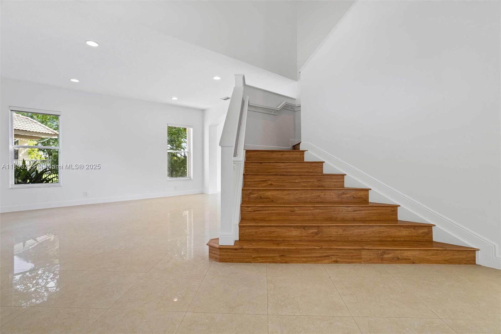 SECTOR 2-PARCELS 11 27 28 - Residential Lease