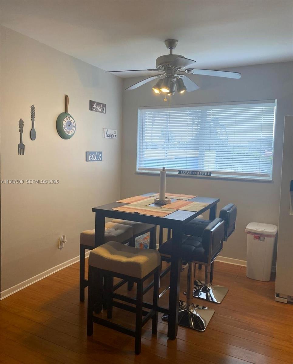 WINDSOR COURT CONDOMINIUM - Residential