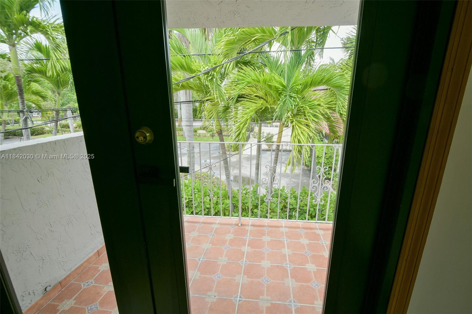 Alhambra Gate Homes - Residential