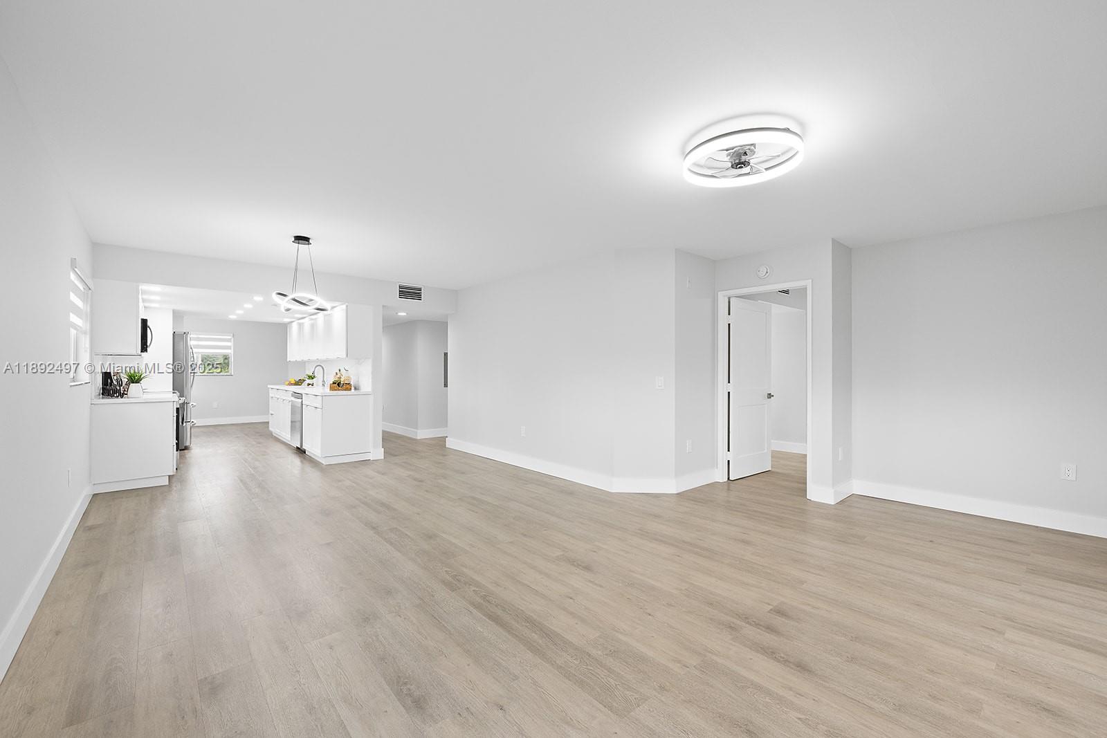 SUFFOLK AT CENTURY VILLAG - Residential