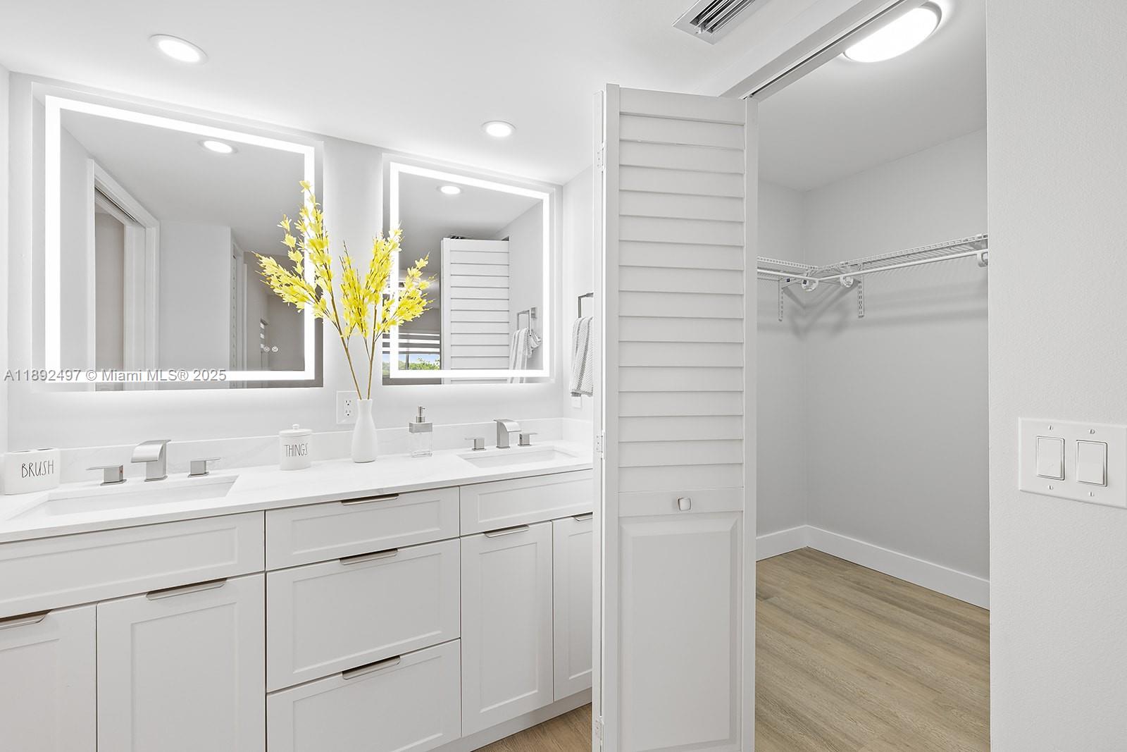SUFFOLK AT CENTURY VILLAG - Residential