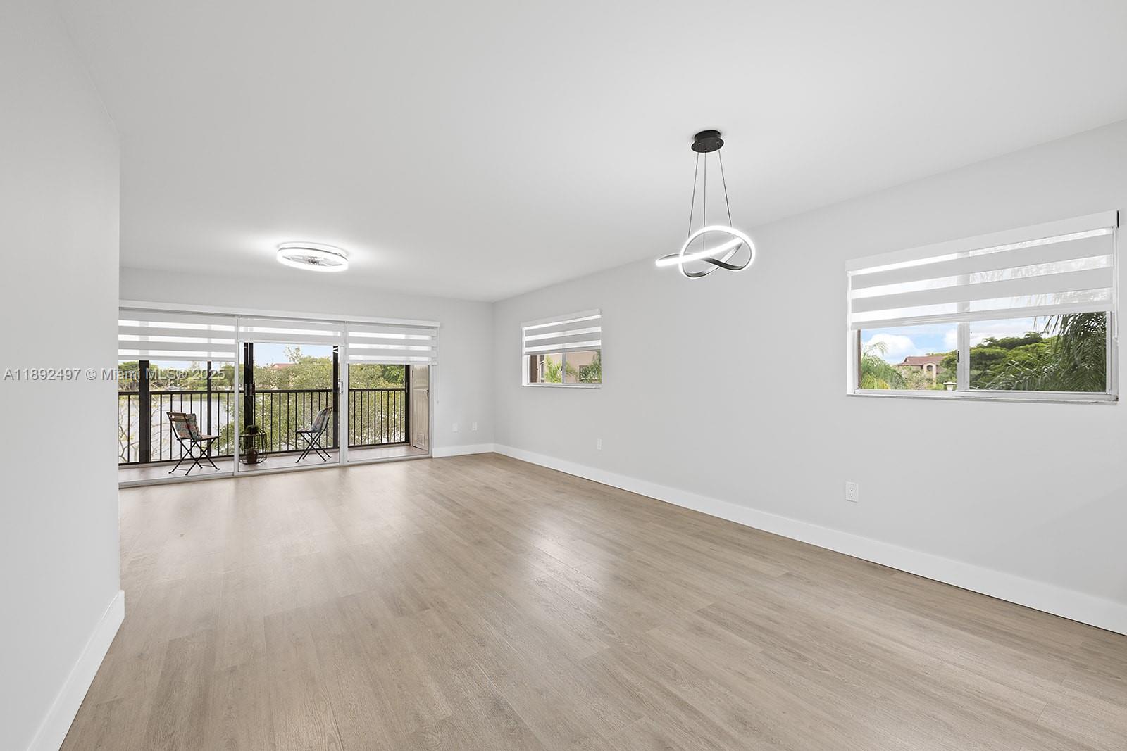 SUFFOLK AT CENTURY VILLAG - Residential
