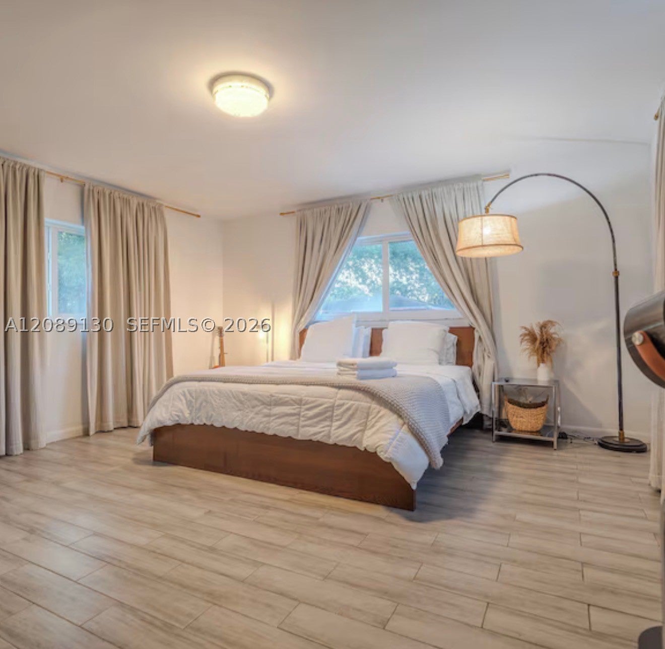 1321 NW 52nd St, Miami FL 33142