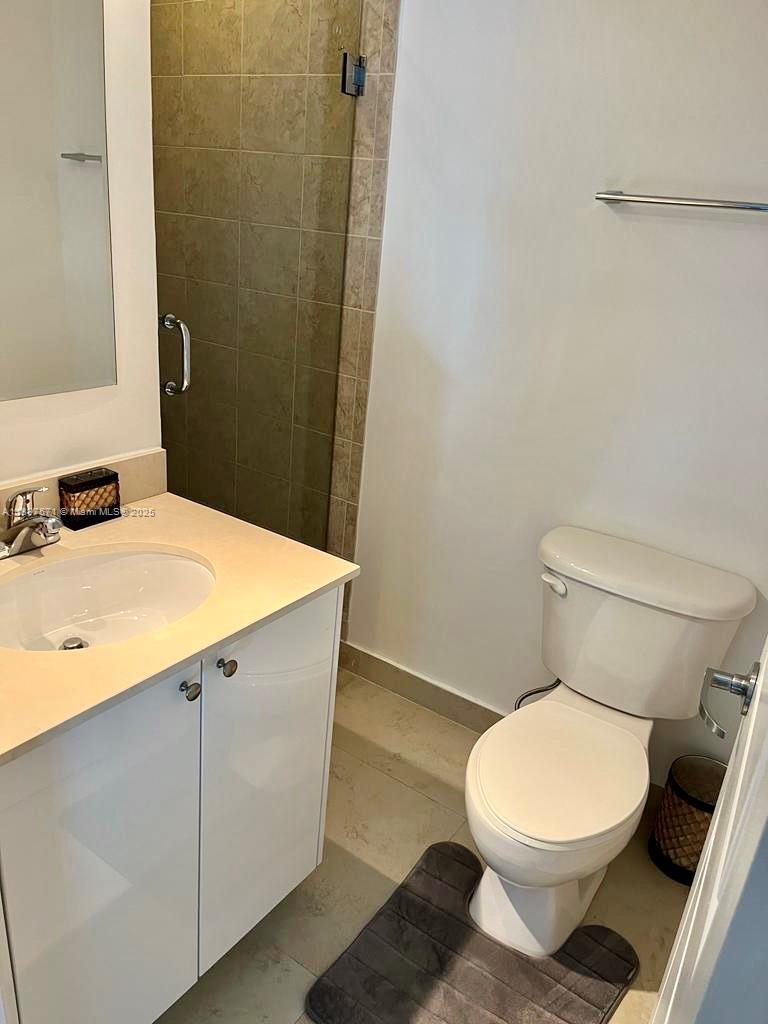 INFINITY AT BRICKELL CONDO - Residential Lease