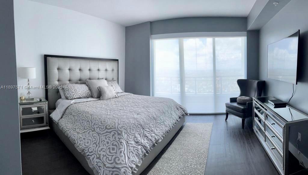 INFINITY AT BRICKELL CONDO - Residential Lease