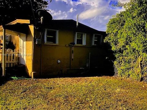 10601 SW 172nd St Miami FL 33157
