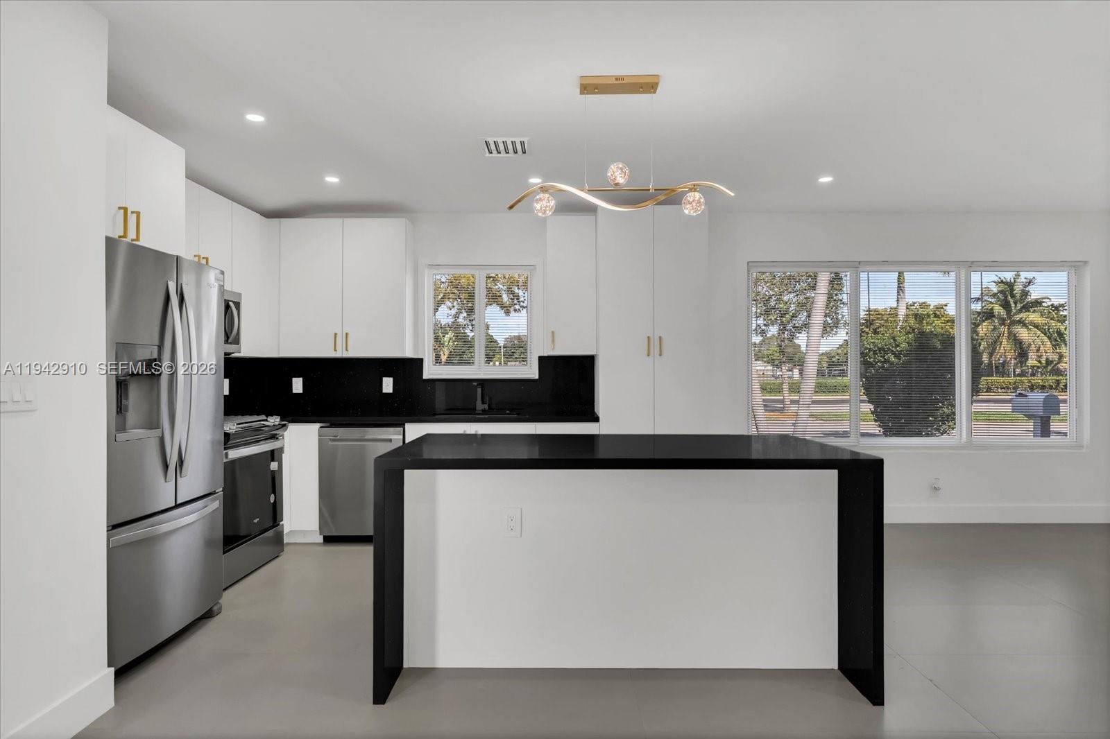 SCOTT LAKE MANOR SEC 2 - Residential