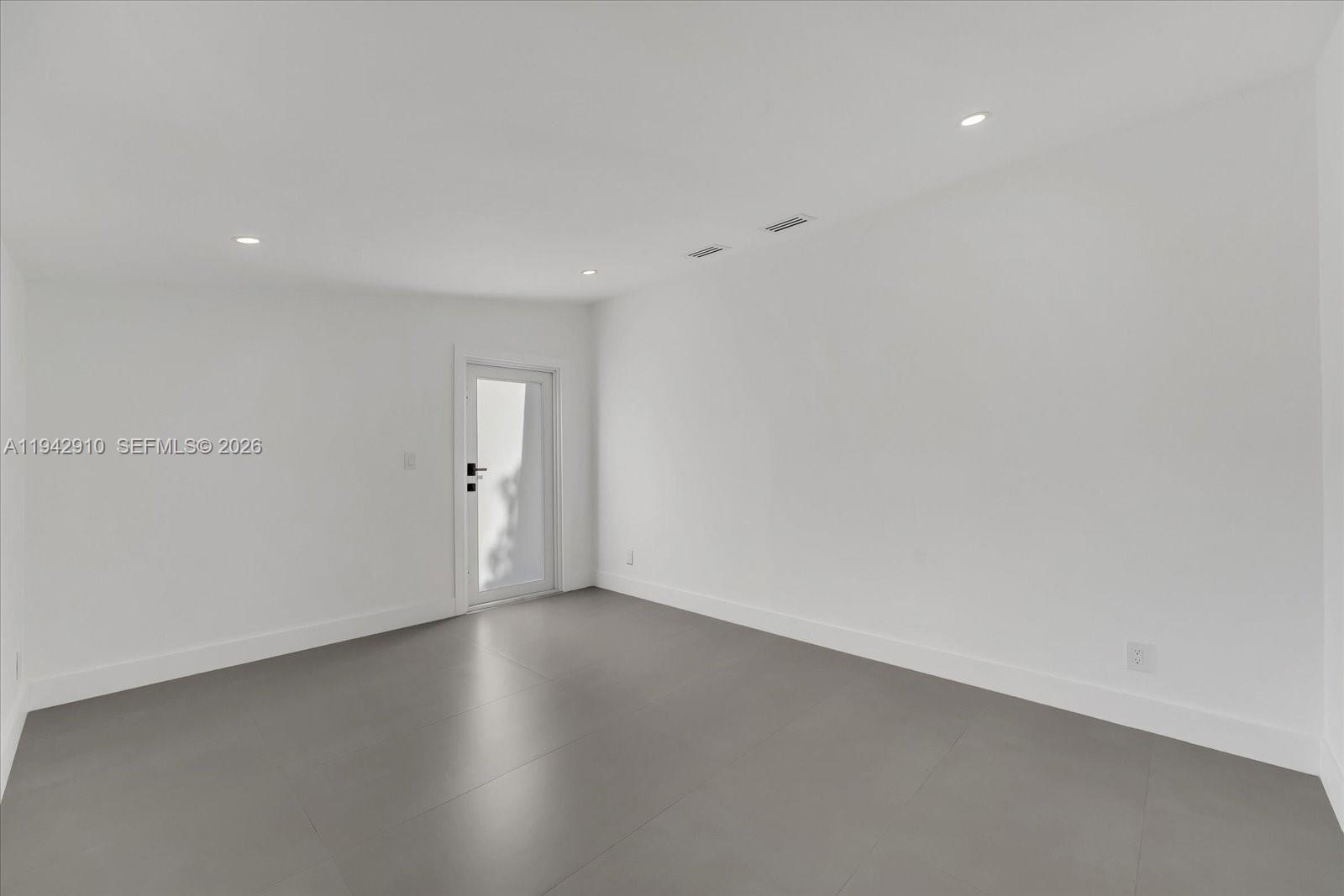 SCOTT LAKE MANOR SEC 2 - Residential