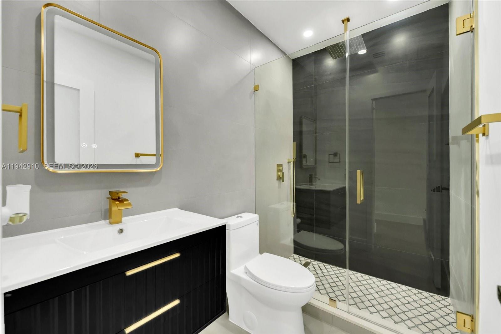 SCOTT LAKE MANOR SEC 2 - Residential