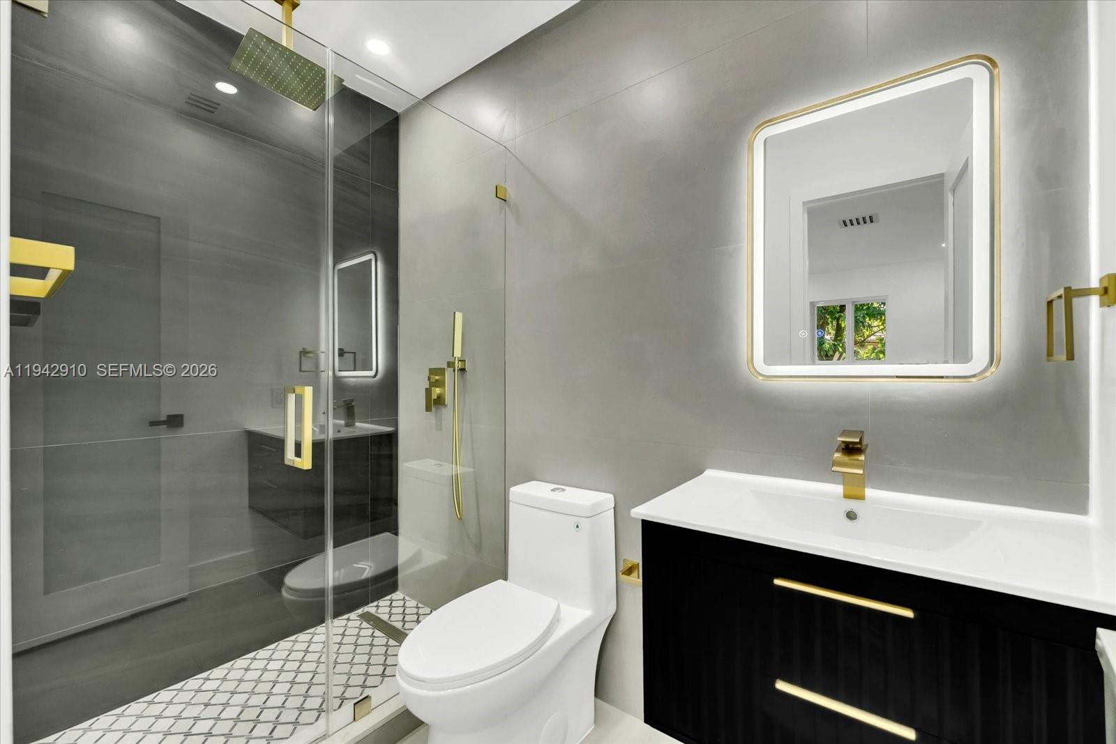 SCOTT LAKE MANOR SEC 2 - Residential